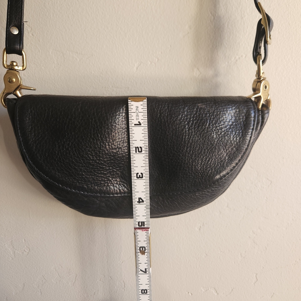 Libaire California Vintage Black Leather Crossbody Bag - Picture 6 of 16